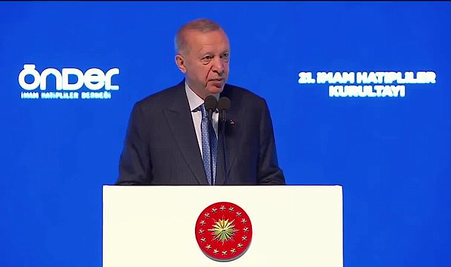 Cumhurbaşkanı Erdoğan: ''Bu kılıçları kime çekiyorsunuz? Birkaç tane kendini bilmez, bunlar da temizlenecek''