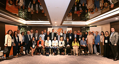 Sakin Şehirler toplantısı, Antalya Büyükşehir Belediye Başkanı Muhittin Böcek'in katılımıyla Eğirdir’de yapıldı