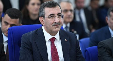 Bütçe Kanunu Teklifi sunumunda Cevdet Yılmaz: "Depreme dayanıklı şehirlerin inşası için toplam 584 milyar TL kaynak ayırıyoruz"