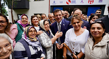 İmamoğlu, Kartal'da 'Uğur Mumcu Sosyal Yaşam Merkezi'ni ziyaret etti