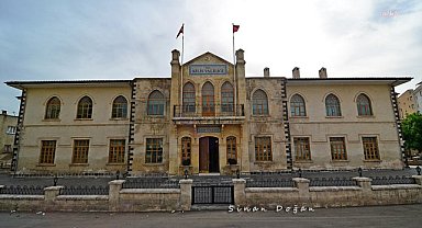 Kilis Valiliği: Sosyal medyadaki yangın görüntüleri sınırın Suriye tarafına aittir, Kilis'e yönelik herhangi bir saldırı gerçekleşmemiştir