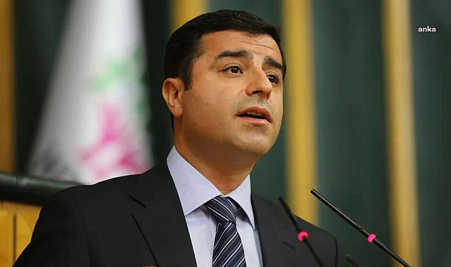 TUSAŞ'a terör saldırısı; Demirtaş, "Barış isteyenlerin sesinin bu defa bastırılmasına asla izin vermeyeceğiz"