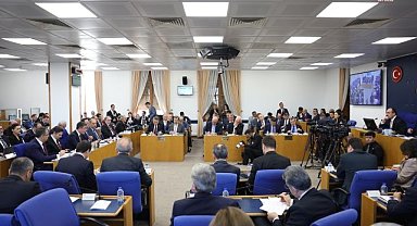 Bütçe görüşmelerinde MHP'li Tamer Osmanağaoğlu: Stratejik bölgelerdeki tarım arazilerimizin yabancılara kiralanmaması gerekiyor