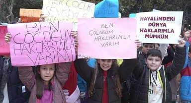Manisa'da çocuklar hakları için yürüdü
