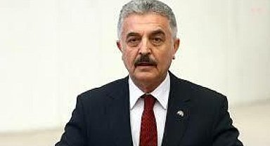 MHP'den ''Devlet Bahçeli Kent Meydanı''nın "Atatürk Kent Meydanı" olarak değiştirilmesine destek