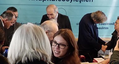 Altan Öymen ve Onur Öymen, Beşiktaş'ta okurlarıyla buluştu