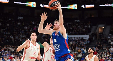 Anadolu Efes 101 - 90 Bayern Münih
