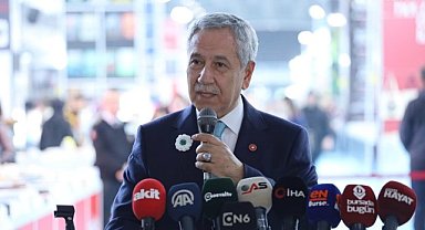 Bülent Arınç, İsrail ile ticaret protestosunda 9 kişinin tutuklanmasını eleştirdi