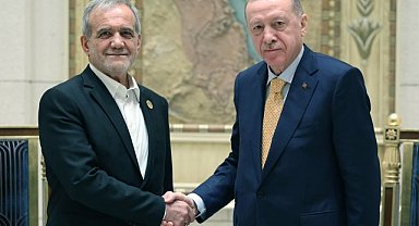 Cumhurbaşkanı Erdoğan, İran Cumhurbaşkanı Pezeşkiyan ile görüştü