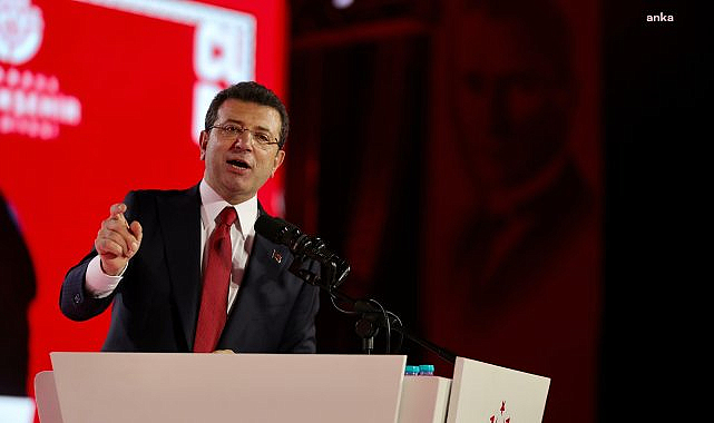 İmamoğlu: Genç üniversiteli eğitim desteğinin ilk taksiti yeni yılın ilk haftası gençlerin hesabına yatmış olacak