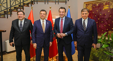 İzmir Büyükşehir Belediye Başkanı Tugay, B40 Balkan Kentleri Ağı Tiran Toplantısı'nda konuştu: Geleceğimizi şekillendirmeye hazırız