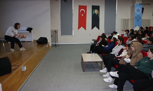 Kartal Belediyesi’nden Lise Öğrencilerine İlk Yardım Eğitimi
