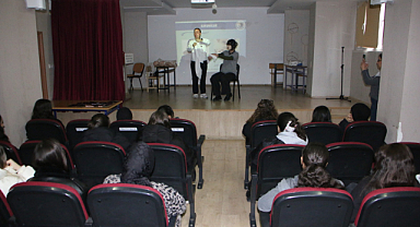 Kartal'da Lise Öğrencilerine İlk Yardım Eğitimi 