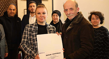 Safranbolu'da Mor Bayrak Projesi kapsamında 14 işletmeye katılım belgeleri verildi