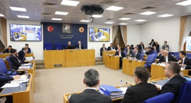 En düşük emekli aylığını düzenleyen kanun teklifi TBMM Plan ve Bütçe Komisyonu'nda kabul edildi