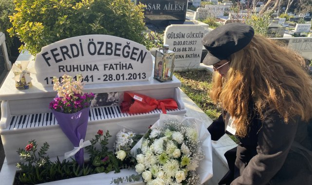 Ferdi Özbeğen, ölümünün 12'nci yılında TEV'in düzenlediği törenle anıldı