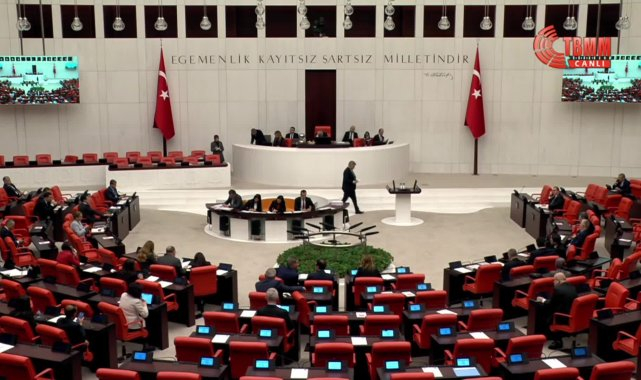 İYİ Parti'nin köprü, otoyol ve tünel ücretlerine yapılan zamlarına ilişkin verdiği grup önerisi AK Parti-MHP oylarıyla reddedildi.
