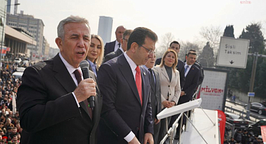 Mansur Yavaş, İmamoğlu ile İstanbul Adliyesi önünden seslendi