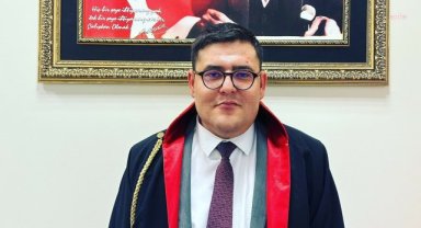 Mobbinge maruz kaldığını iddia eden savcı adayı, otel odasında ölü bulundu