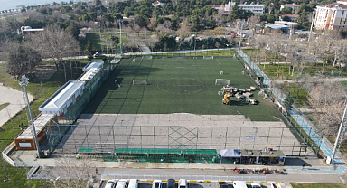 Pendik Belediyesi 100. Yıl Parkı Futbol Sahası yenileniyor