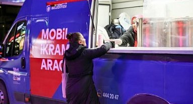 Silivri Belediyesi'nin çorba ikramı, sömestir tatili boyunca işe gidenler için devam ediyor