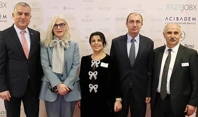TDU'dan yeni yıl resepsiyonu