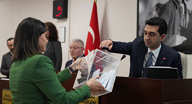 Tuzla'da sosyal yardımlar ve emeklilere destek artıyor