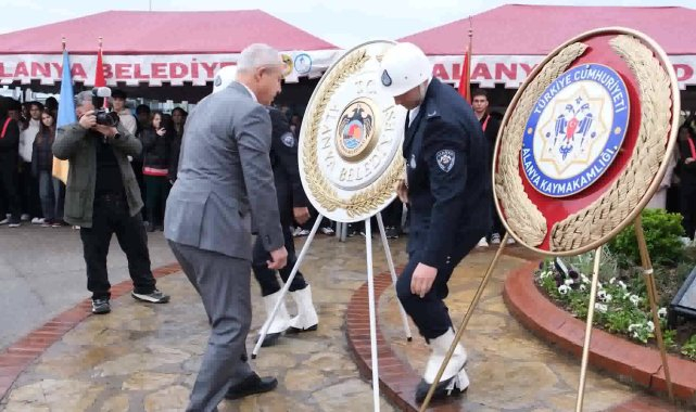 Alanya, Atatürk'ün kente gelişinin 90'ıncı yılını kutladı