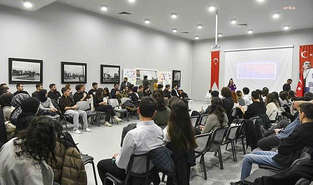 Ankara'da üniversiteliler, Genç Akademi Ulus'ta bir araya geldi