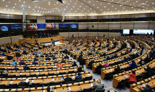 Avrupa Parlamentosu Türkiye'deki kayyum atamalarını kınadı