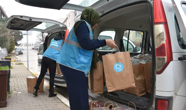 Balıkesir Büyükşehir Belediyesi'nin öğrencilere yönelik başlattığı beslenme desteği sürüyor
