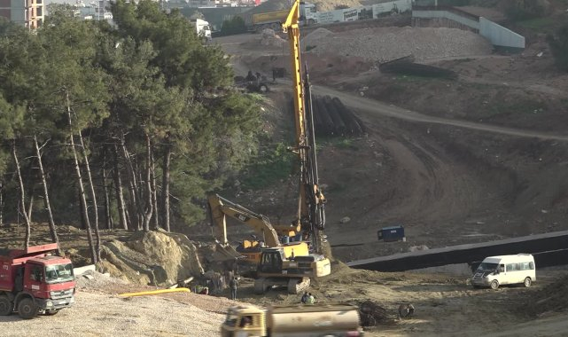 Buca Onat Tüneli'nde ışığa 210 metre kaldı