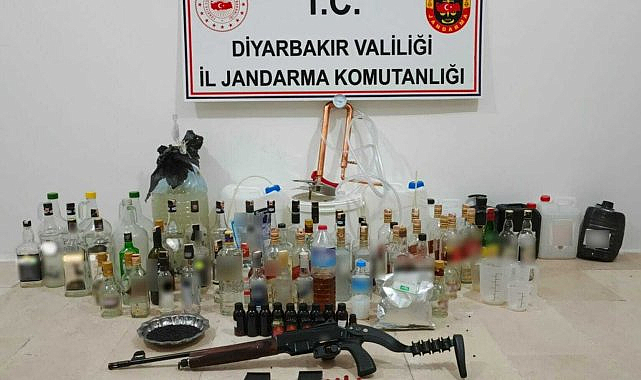 Diyarbakır'da operasyonda 60 litre sahte içki ele geçirildi, 1 kişi gözaltına alındı