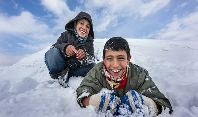 Doğu Anadolu'da kar etkisini sürdürüyor; dokuz kentte eğitime ara verildi