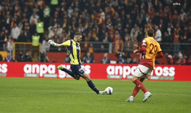 Galatasaray-Fenerbahçe derbisi 0-0 beraberlikle sonuçlandı