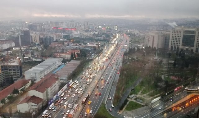 İstanbul Valiliği: Çarşamba günü İstanbul genelindeki tüm eğitim kurumlarında eğitim ve öğretime bir gün süreyle ara verilmiştir