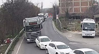 Lüleburgaz Belediyesi'nden yol kenarına çöp atan TIR sürücüsüne 450 TL para cezası 