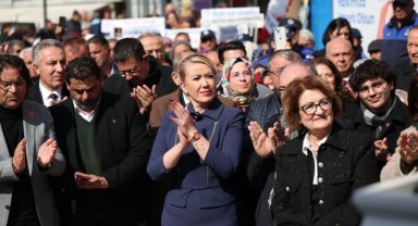 Merkezefendi Halk Market'te emeklilere yüzde 10 indirim uygulanacak