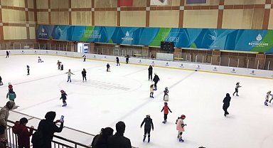 Spor İstanbul'un 'Karneni Getir' etkinliğinde 8 bin çocuk hem eğlendi hem spor yaptı 