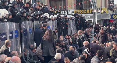 Van'da gözaltına alınan 22 kişiden 20'si tutuklandı