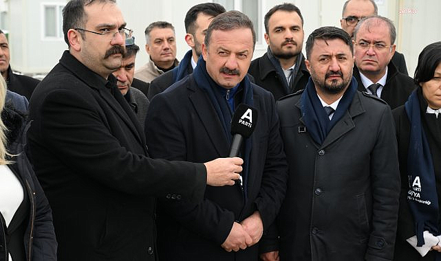 Yavuz Ağıralioğlu, "Deprem öldürmüyor, ihmaller öldürüyor"