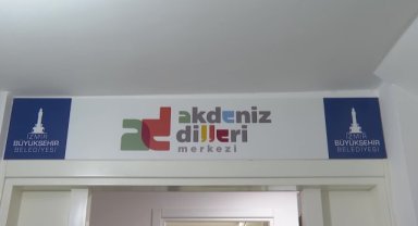 Akdeniz Dilleri Merkezi kültürlerarası köprü oluyor