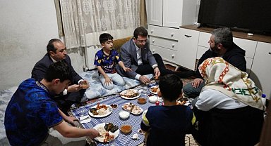 Ekrem İmamoğlu, İstanbul'da iftarını Örs ailesi ile açtı