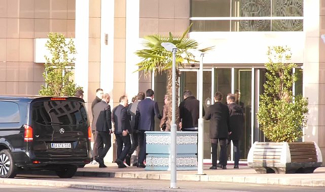 İBB Başkanı İmamoğlu, diploma soruşturması için adliyede