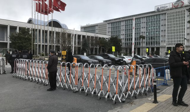 İBB'den "Yalanlar ve Gerçekler" açıklaması... "Algı operasyonlarına karşı hukuki süreç başlatıldı"