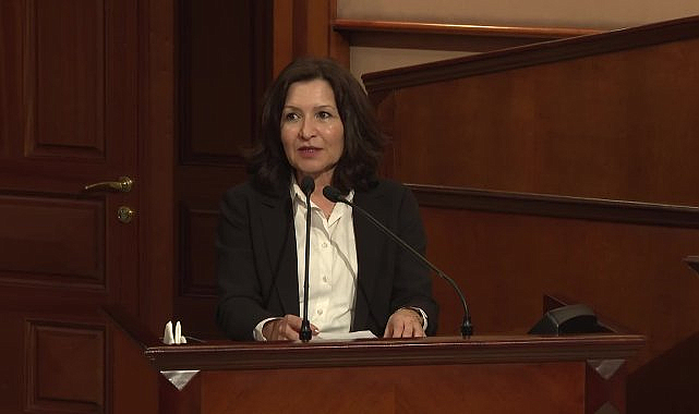 İBB Meclisi CHP Grubu, İmamoğlu yeniden görevi başına gelinceye kadar İBB Meclisi'ni terk etmeme kararı aldı