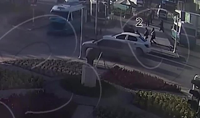 İzmir'de korsan taksiyi gasp eden 3 şüpheli tutuklandı