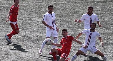 Kemerkent Bulvarspor, Kritik Maçta Silifke Belediyespor'u Mağlup Etti