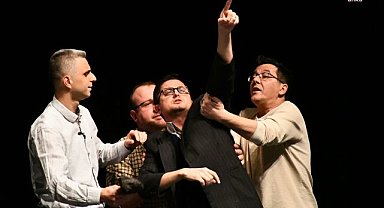 Lüleburgaz Belediyesi'nin düzenlediği Amatör Tiyatro Festivali devam ediyor