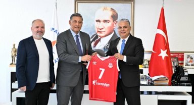 Muratpaşa Belediye Başkanı Uysal'dan spora destek verenlere teşekkür